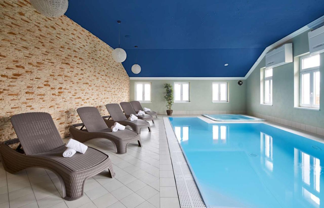 Amalka U Ripu Hotel Straskov Luaran gambar