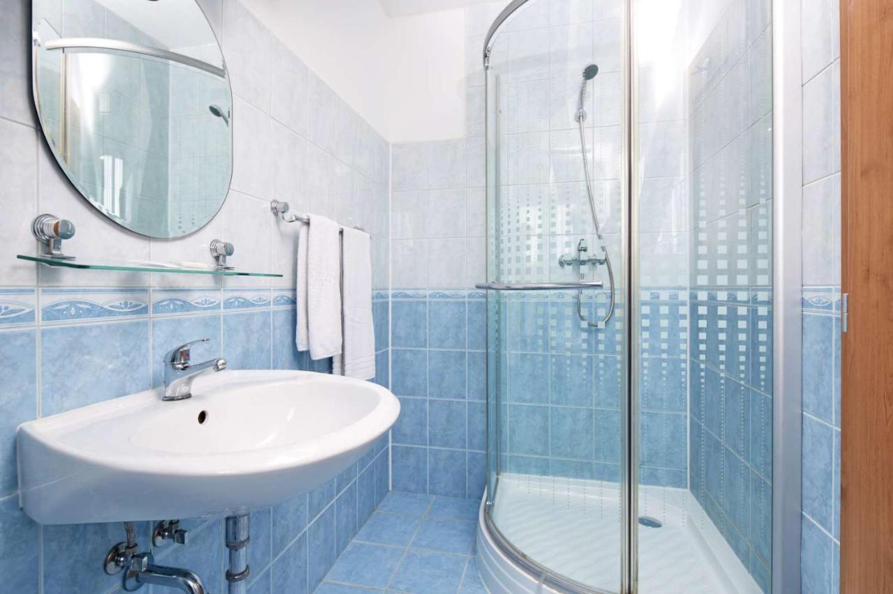 Amalka U Ripu Hotel Straskov Luaran gambar