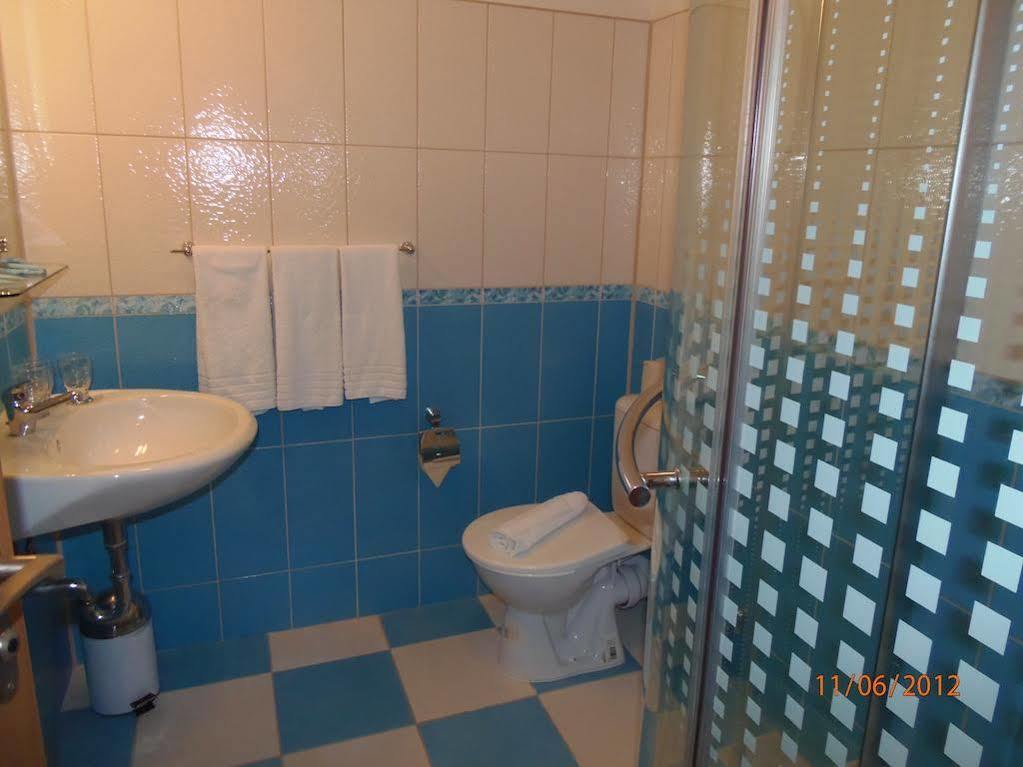 Amalka U Ripu Hotel Straskov Luaran gambar