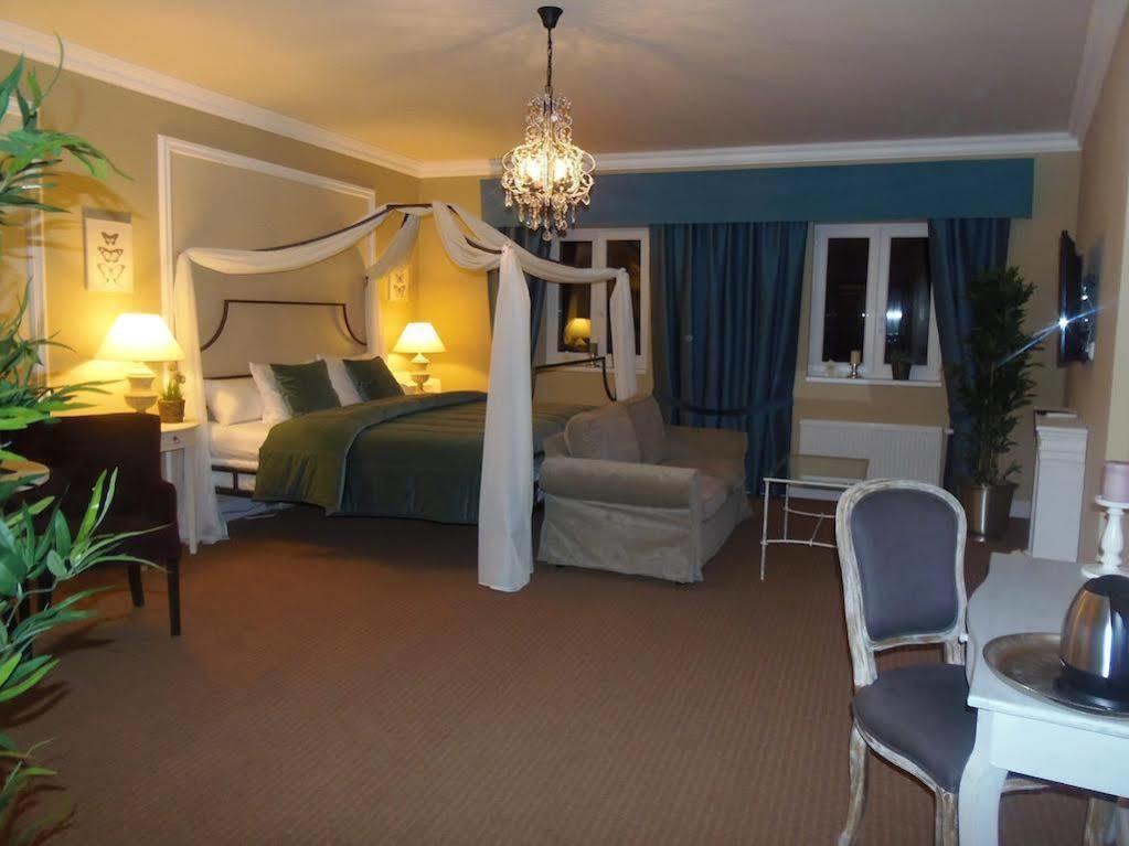 Amalka U Ripu Hotel Straskov Luaran gambar